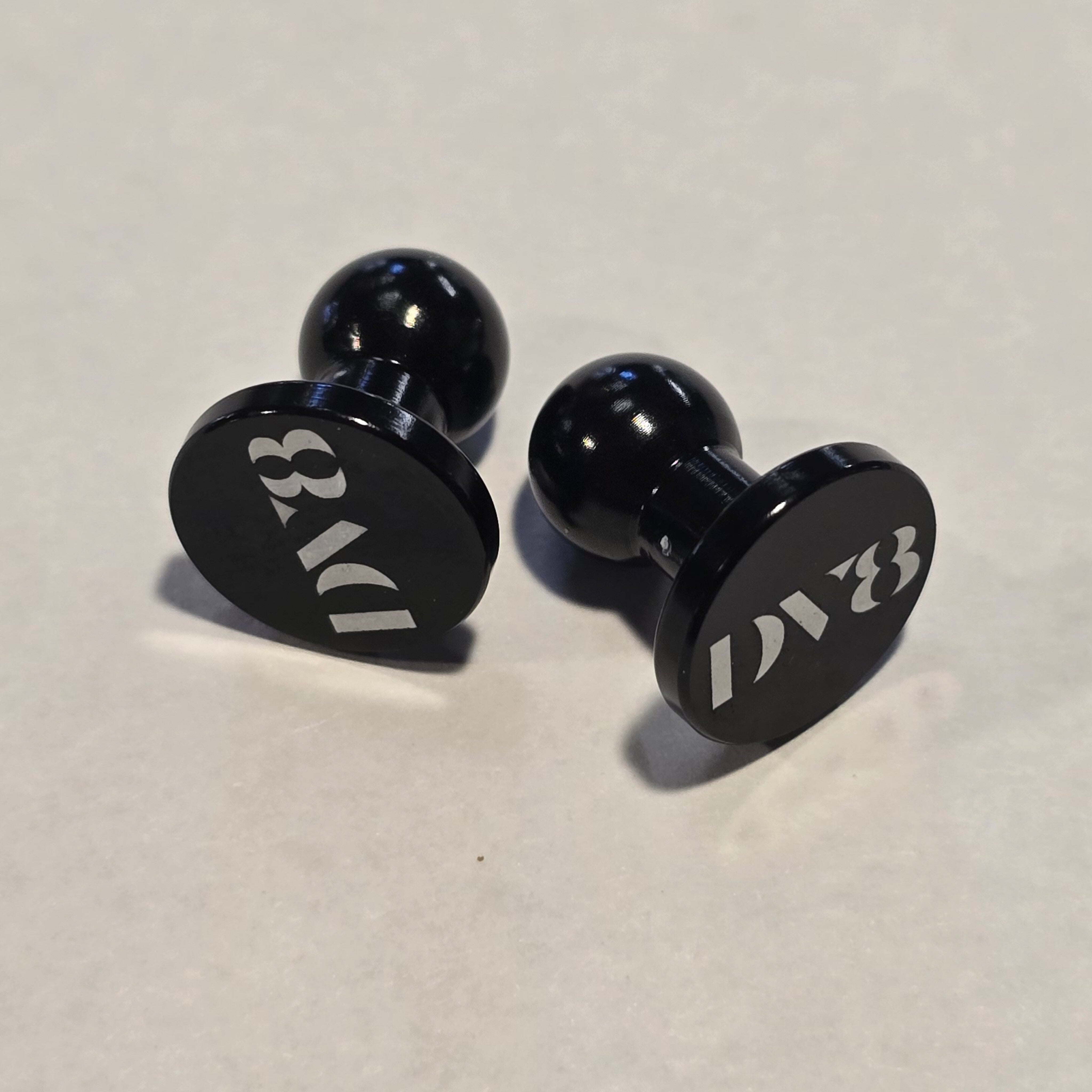 DV8 Plugs