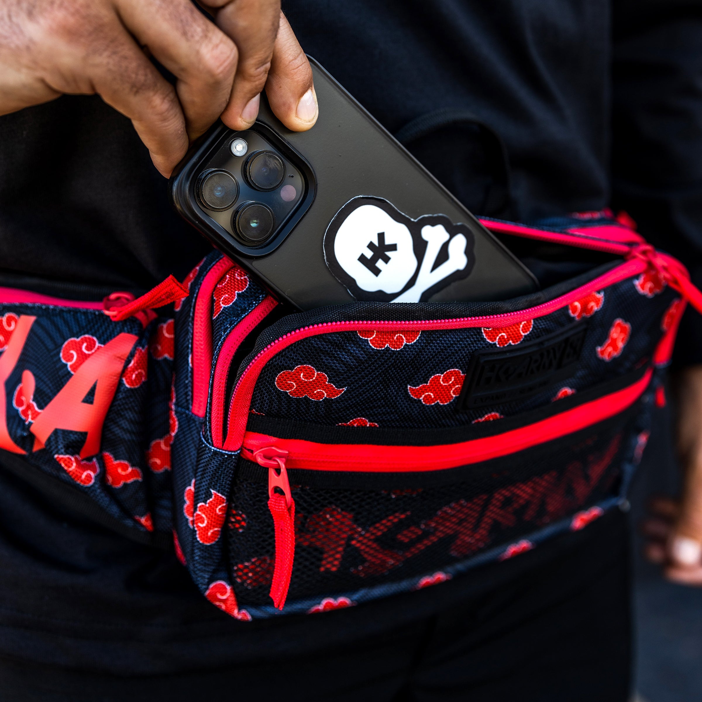 Expand Sling Bag - Devastation Kloud